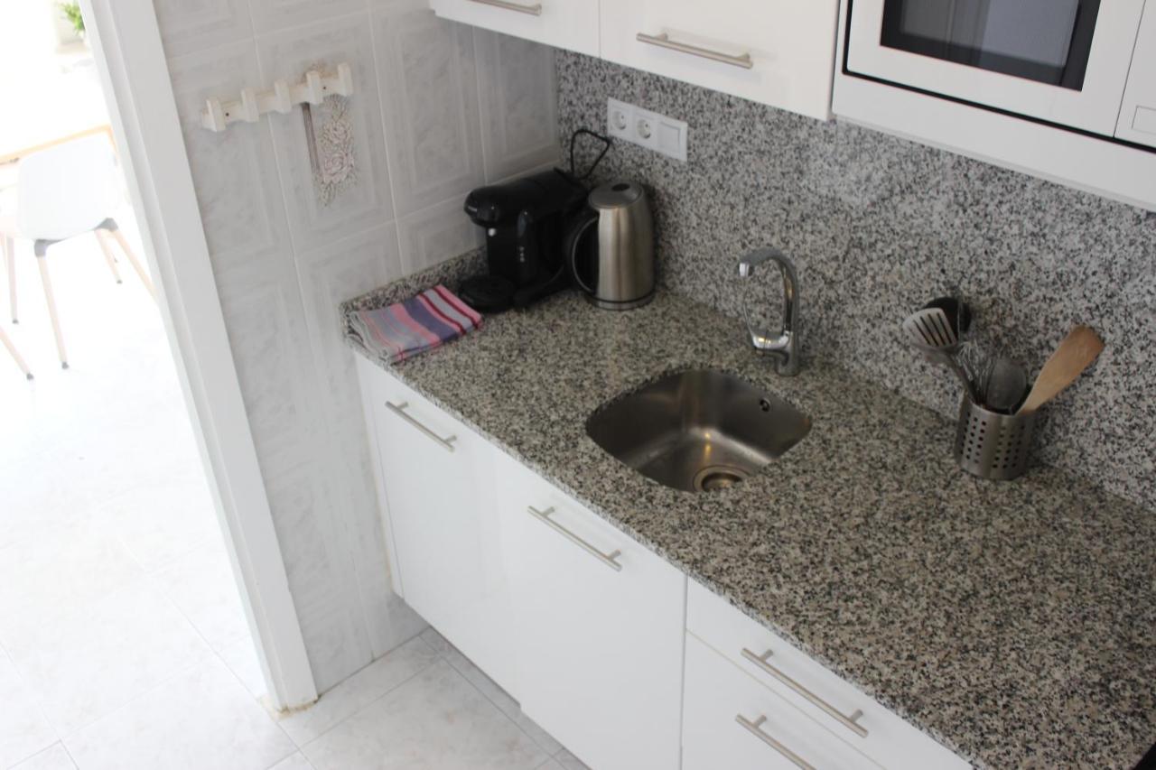 Beautiful Apartment In Front Of Beach, Pool, View Roses Extérieur photo