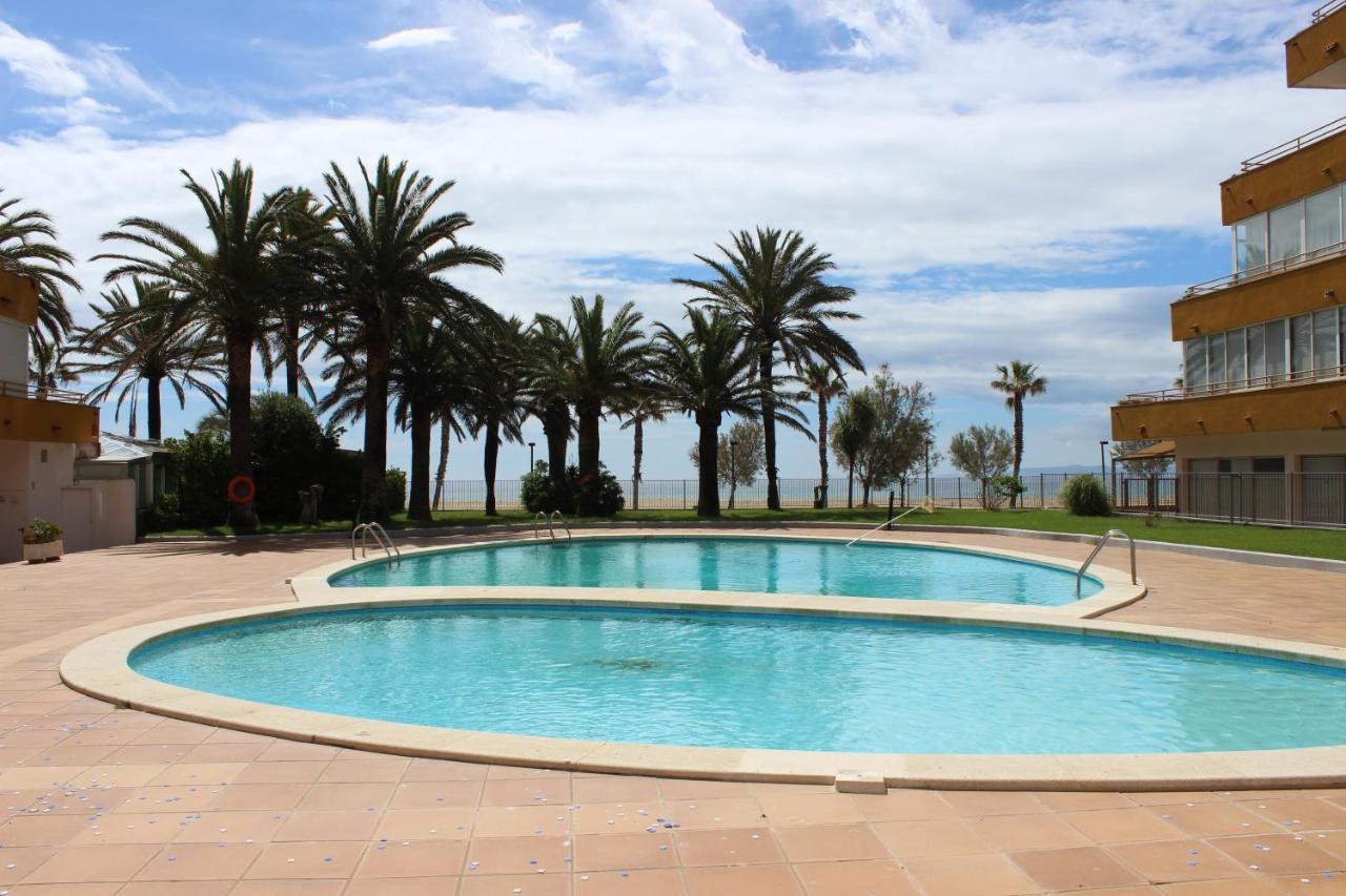 Beautiful Apartment In Front Of Beach, Pool, View Roses Extérieur photo